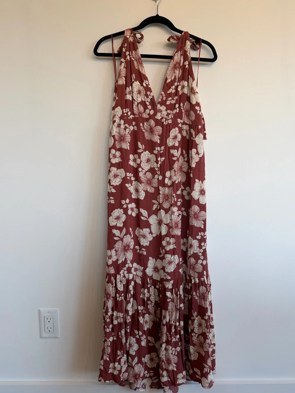 Abercrombie Floral Tie-Shoulder Maxi Dress in Dusty Rose